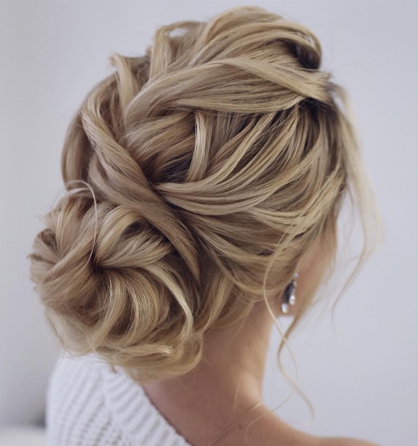 1691660425 386 Wedding hairstyle 2023 Texture and accessories - Wedding hairstyle 2023 - Texture and accessories