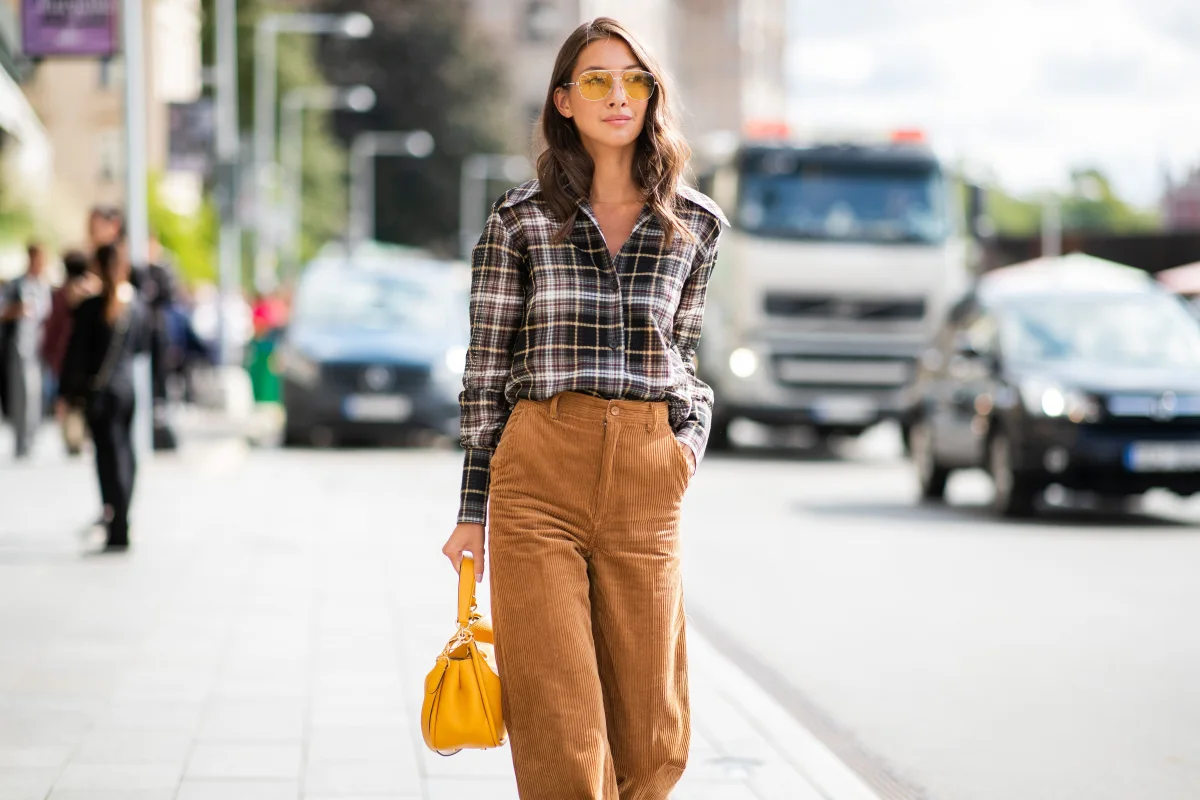 1698471448 419 How to dress at 20 degrees in autumn how.webp - How to dress at 20 degrees in autumn + how to be chic without being cold?  Here are the secrets of fashion experts!