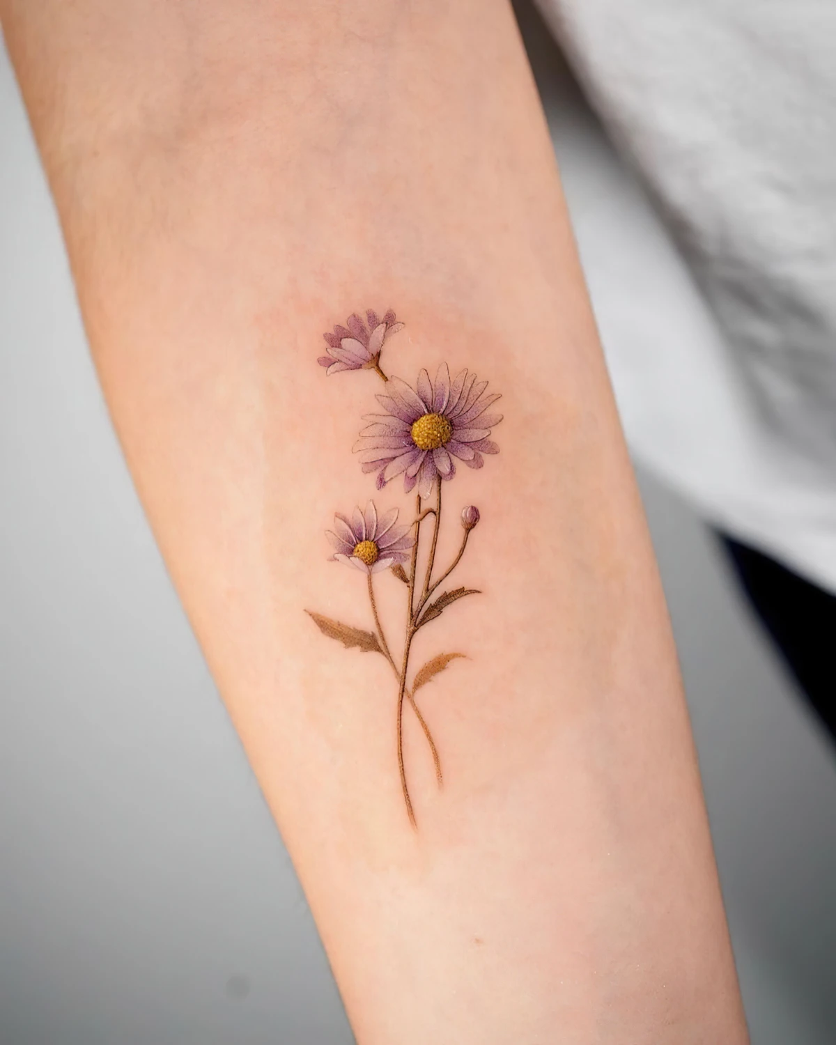 1702918897 529 The best ideas for a unique and elegant small tattoo.webp - The best ideas for a unique and elegant small tattoo for women!  Trends in 2024