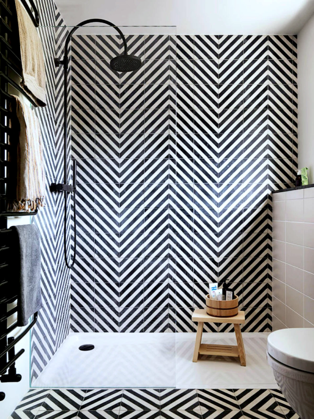 1704301441 24 12 tips for designing a small 4m2 bathroom like a.webp - 12 tips for designing a small 4m2 bathroom like a pro and without wasting space!