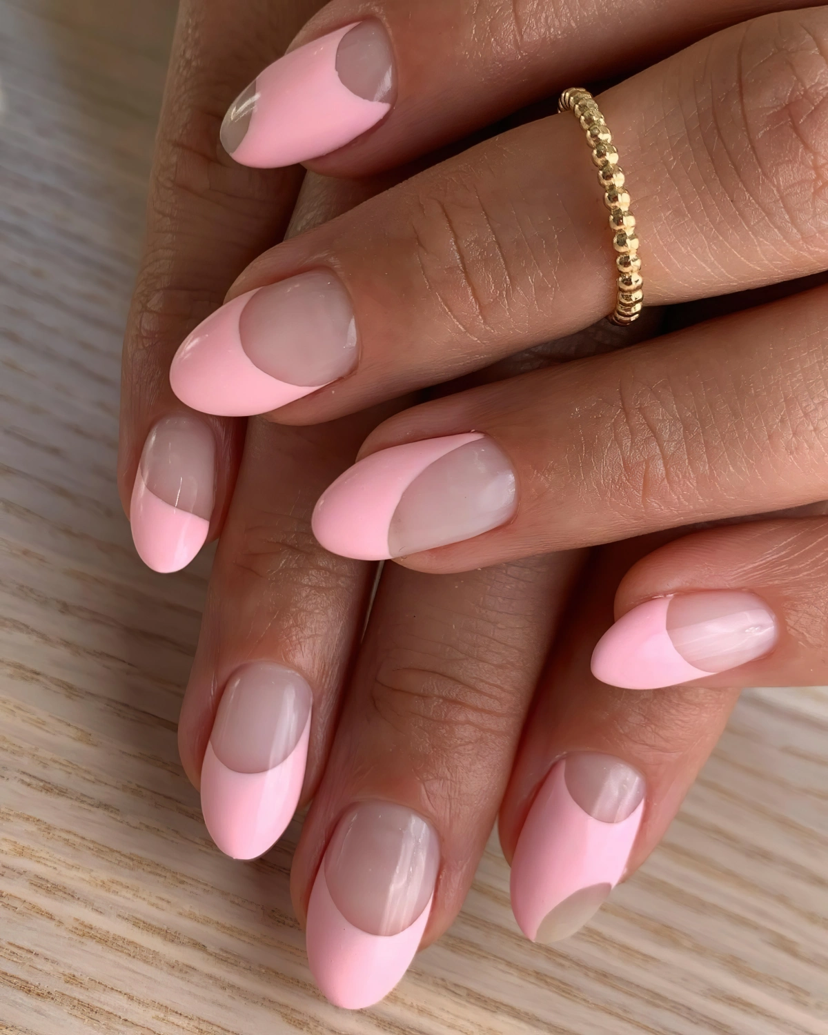 1719133413 572 why Im opting for the French manicure in pastel colors.webp - why I'm opting for the French manicure in pastel colors this season